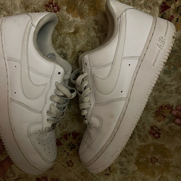 Nike Gray and White Athletic Shoes - Picture 6 of 7